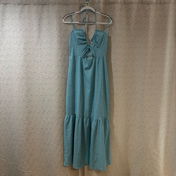 H&M Turquoise Floral Sleeveless Cutout Maxi Dress - Picture 3 of 8